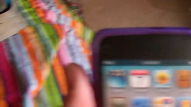 Belkin iPod Touch 4th Gen Grip Vue смотреть онлайн