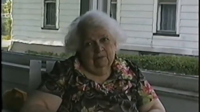 Laura Denson & Lillian Brinthaupt on Lake St., Elmira, NY- Rod Denson Video смотреть онлайн