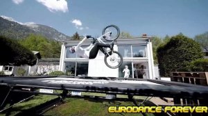 Magic Affair - Omen 3 Jora jfox Remix (Eurodance).mp4