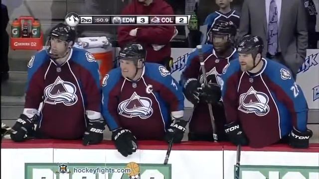 Hockeyfighters.cz Theo Peckham vs Ryan Wilson.wmv смотреть онлайн