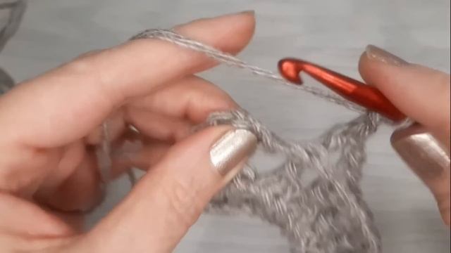 Лёгкий, тёплый шарф крючком. Для начинающих. смотреть онлайн