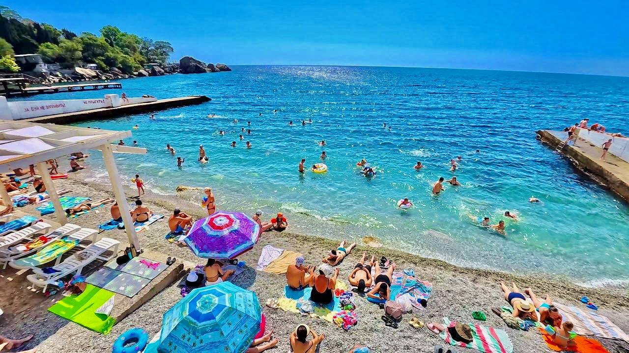 КРЫМ. РАЗОЧАРОВАНИЕ и ВОСТОРГ. Алупка, Симеиз, Ялта. Пляжи, отдых на Южном берегу Крыма 2024 смотреть онлайн