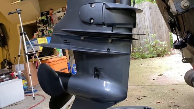 How to Change the Lower Unit Oil w/o using a pump Yamaha F70 смотреть онлайн