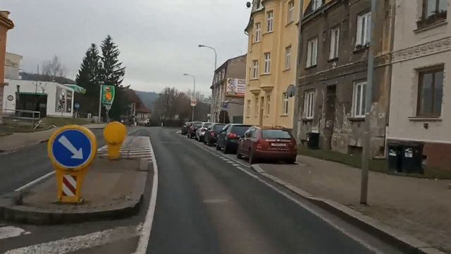 Карловы Вары глазами водителя автобуса. Маршрут №1. смотреть онлайн