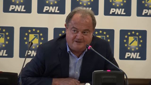 Conferința de presă a co-președinților PNL Alina Gorghiu și Vasile Blaga смотреть онлайн