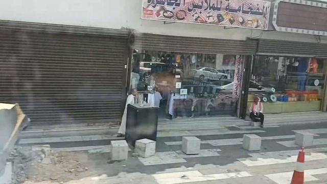 По пути в мечеть Куба