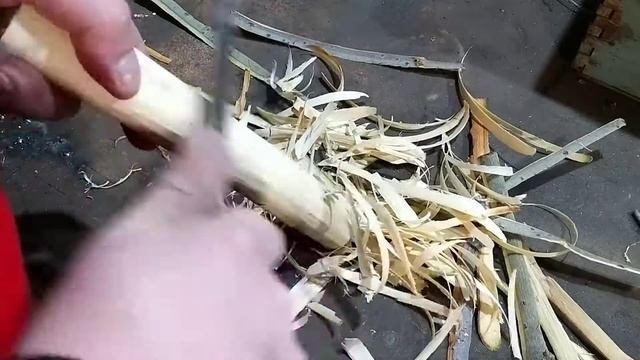 Очень полезная самоделка. #сделайсам #полезное #diy #bushcraft #своимируками #интересное #самоделки смотреть онлайн