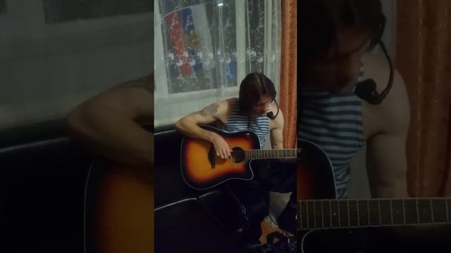 Песня "Больно смотреть на больных голубей ",автор и исполнитель Олег "Апрель". смотреть онлайн
