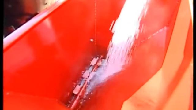 Мини-трактор Pazzaglia SIRIO 4x4 для обработки почвы в узких рядах смотреть онлайн