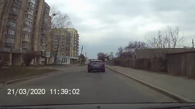 Полтава в субботу. Каждый ездит как умеет смотреть онлайн