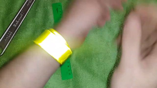 DIY. ОНО СВЕТИТСЯ! СВЕТОВОЙ МЕЧ ДОМА. ПОЛЕЗНЫЕ СОВЕТЫ смотреть онлайн