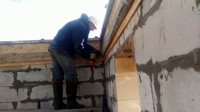 6 й день после заливки армопояса СНЯТИЕ ОПАЛУБКИ!!! смотреть онлайн