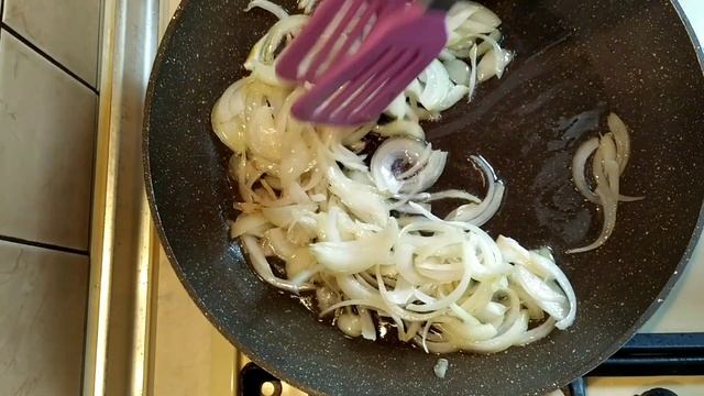 Жареная капуста с картофелем, грибами и куриным филе (почти жареное Рагу). Супер Рецепт. смотреть онлайн