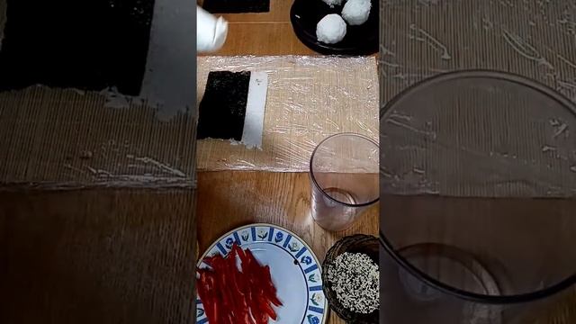 Как приготовить суши. Как сварить рис для суши. Как сделать заправку для суши. смотреть онлайн