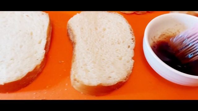 Бутерброды с икрой и печенью минтая смотреть онлайн