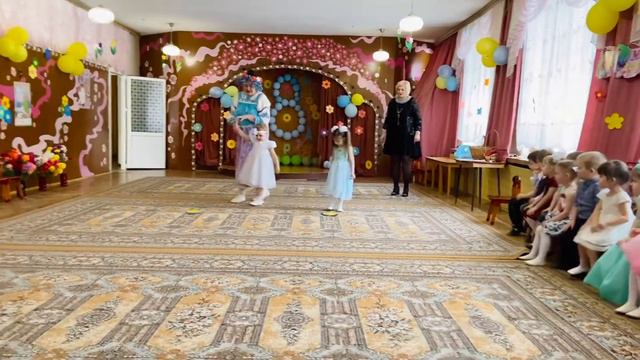 Утренник посвященный празднику 8 Марта смотреть онлайн