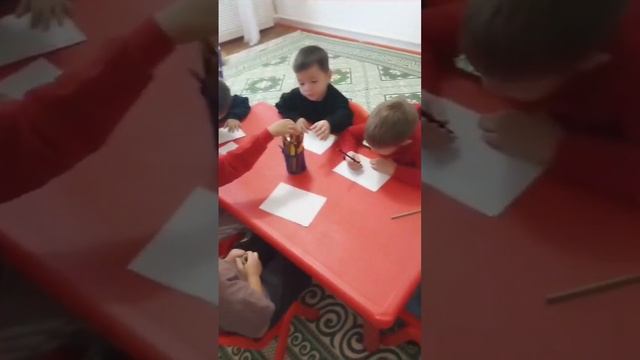 рисование в детском саду #short смотреть онлайн
