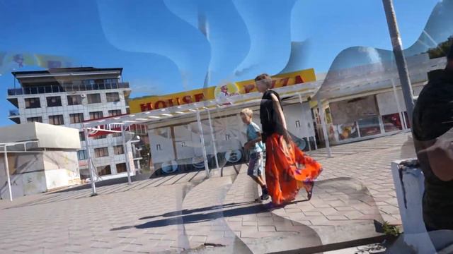 НА МОРЕ С БАБУШКОЙ смотреть онлайн