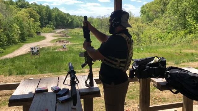 Daniel Defense MK 18 SBR Suppressed смотреть онлайн