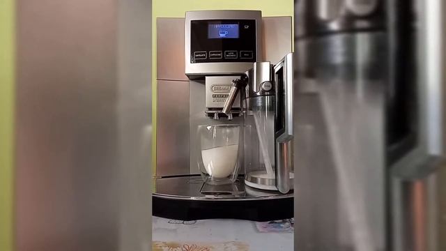 ✅ Кофемашина DeLonghi Perfecta Cappuccino Graphic Touch ESAM 5600 б/у ✅ смотреть онлайн