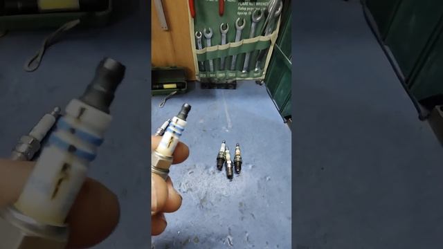 заменил свечи зажигания,решил проблему??? смотреть онлайн