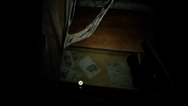 Empty Drawers in Resident Evil VII - Scary Game Squad смотреть онлайн