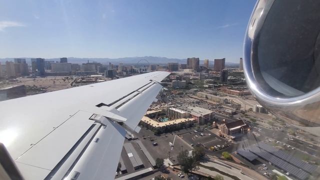JSX E135 Landing in Vegas (BUR-LAS) смотреть онлайн