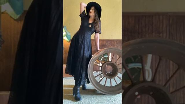 Figure Modeling with Magnolia: Gothic Americana смотреть онлайн