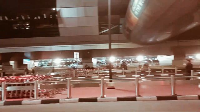 Dubai Airport (DXB) !! Dubai Airport Terminal -1 !! Dubai Airport Arrivals!! смотреть онлайн