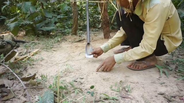 Creative Unique Wild Pig Trap Using Spade And Wood - Best Wild Pig Trap Using Spade смотреть онлайн