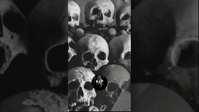 Mausolo - Morto em 353 a.C. #cemitérios #ripofim #falecidos #cemitérios #funeral #rip #historia смотреть онлайн