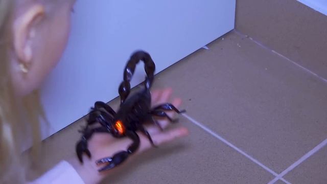 ЗАЧЕМ УЭНСДЕЙ Пришла к Fast Sergey в реальной жизни ? 3 серия смотреть онлайн