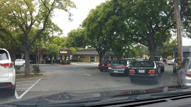 США 4807: Утренний проезд по Лос Алтос смотреть онлайн