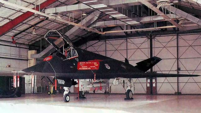 F-117A Night Hawk เครื่องบินรบ Stealth แบบแรกของโลก |MILITARY TIPS by LT EP14| смотреть онлайн