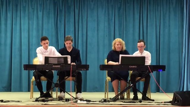 «Танец с саблями» Студия игры на «ЭМИ» смотреть онлайн