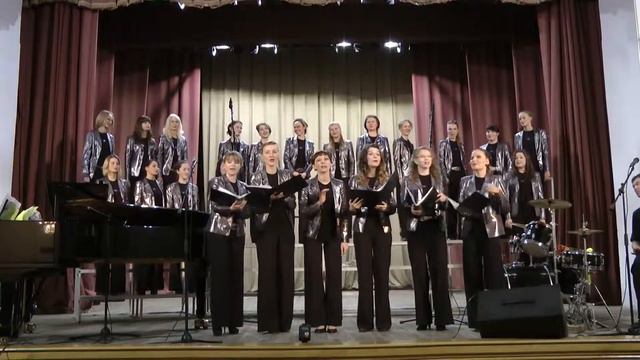 Хор "Vita in Canto" 10 лет в одной песне смотреть онлайн
