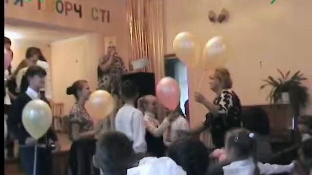 Вольнянский ЦДЮТ начал новый 2013-2014 учебный год смотреть онлайн