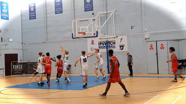 Khyle Capanzana - Euro Step vs Ipswich Basketball team смотреть онлайн