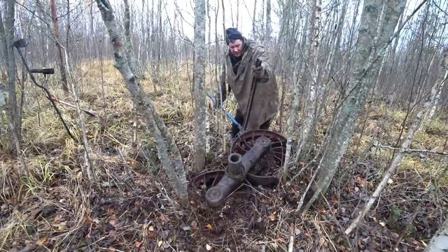 ОПЯТЬ ОСЕНЬ И ОПЯТЬ У СВЕТЫ СУПЕР НАХОДКИ!!! КОП МЕТАЛЛА В СТАРЫХ ДЕЛЯНКАХ! смотреть онлайн