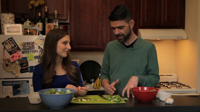 In The Kitchen With Caitlin: Zesty Roasted Brussels Sprouts w/ Simon Durkin смотреть онлайн