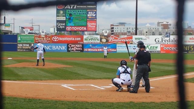 Blue Rocks Zimmer vs Pelicans Rashad Crawford (5-7-16) смотреть онлайн