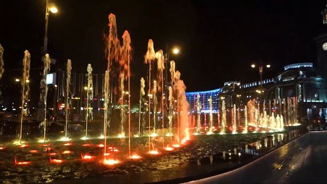 Поющий фонтан рядом с тц "Европейский" в Москве смотреть онлайн