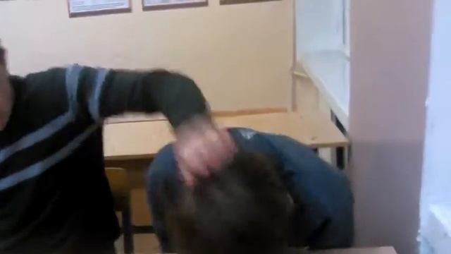 Вот почему нестоит спать на паре) смотреть онлайн
