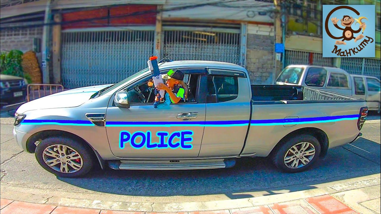 Погоня на полицейской машина за воришкой - Диана и Даня на Полицейской машине.