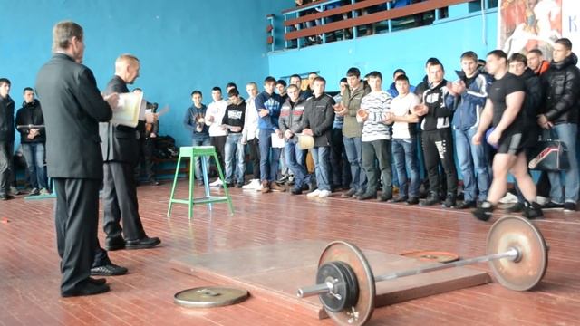 Победители соревнования по жиму лежа в Сумах смотреть онлайн