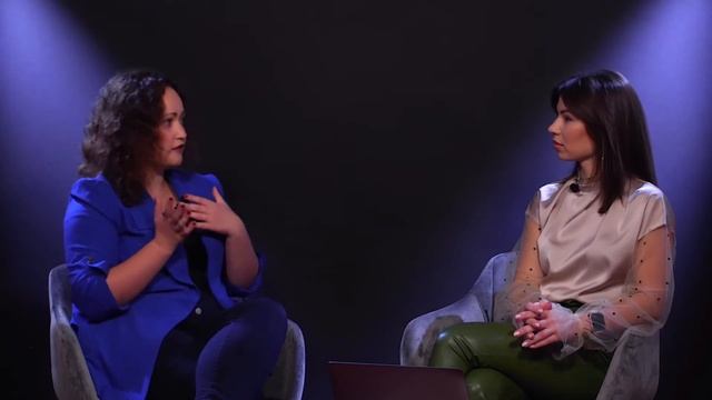 Преподаватель иностранных языков Нина Заяц зачем учить английский, если не едешь заграницу! смотреть онлайн