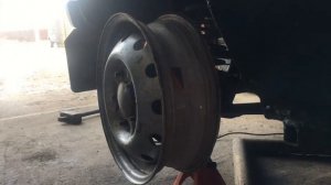 Как выбить полуось на ниве за 30 секунд