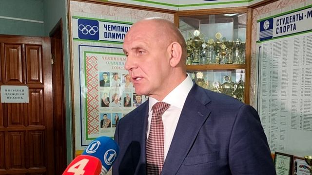 Александр Карелин