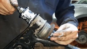 О том, как я менял саленблоки на Шкоде Ети