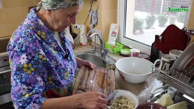 Рецепт салата с курицей, грибами и сыром. На Новый год 2018. Легко и быстро смотреть онлайн